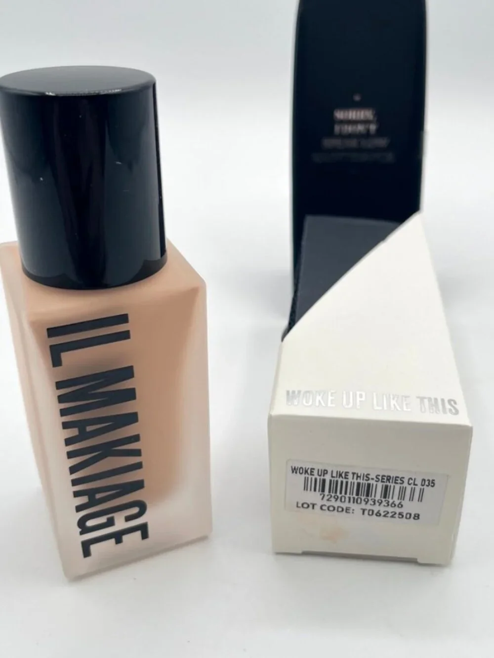 Il Makiage Woke Up Like This Flawless Base Foundation #35, 30 mL (1 fl oz) ~ NOB